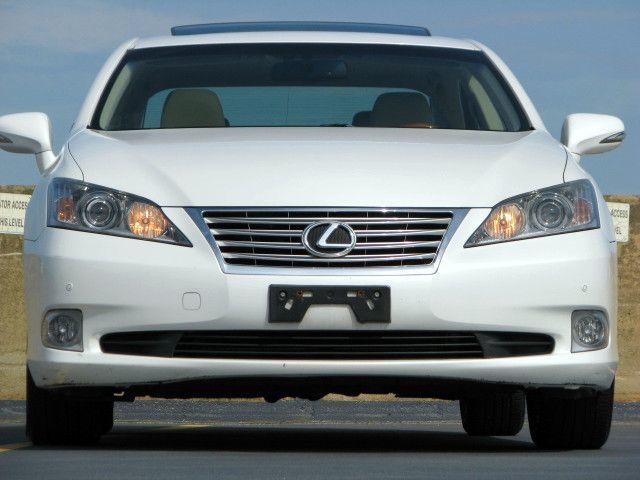 2011-Lexus-ES-350-Ultra-Luxury-Navigation-JTHBK1EGXB2446788-8744.jpeg